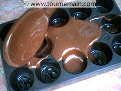 Chocolats moulés - étape 1